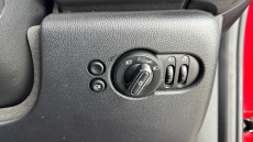 MINI Hatchback 1.5 Cooper Classic 3dr Auto Petrol Hatchback